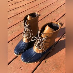 Totes Brown Leather and Navy Rubber Duck Boots Size 6 Women’s
